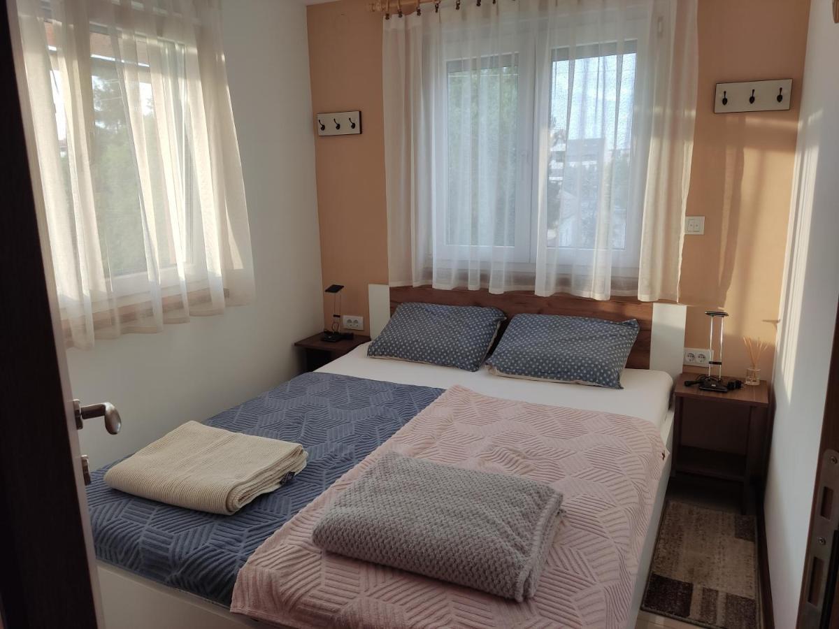 Apartmani Sladjana Novi Sad Exterior photo