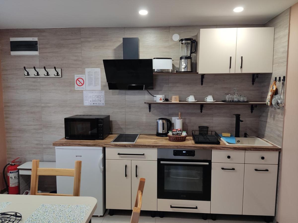 Apartmani Sladjana Novi Sad Exterior photo